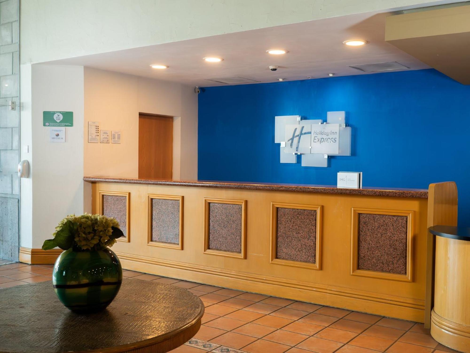 Holiday Inn Express Silao-Aeropuerto Bajio By Ihg Extérieur photo