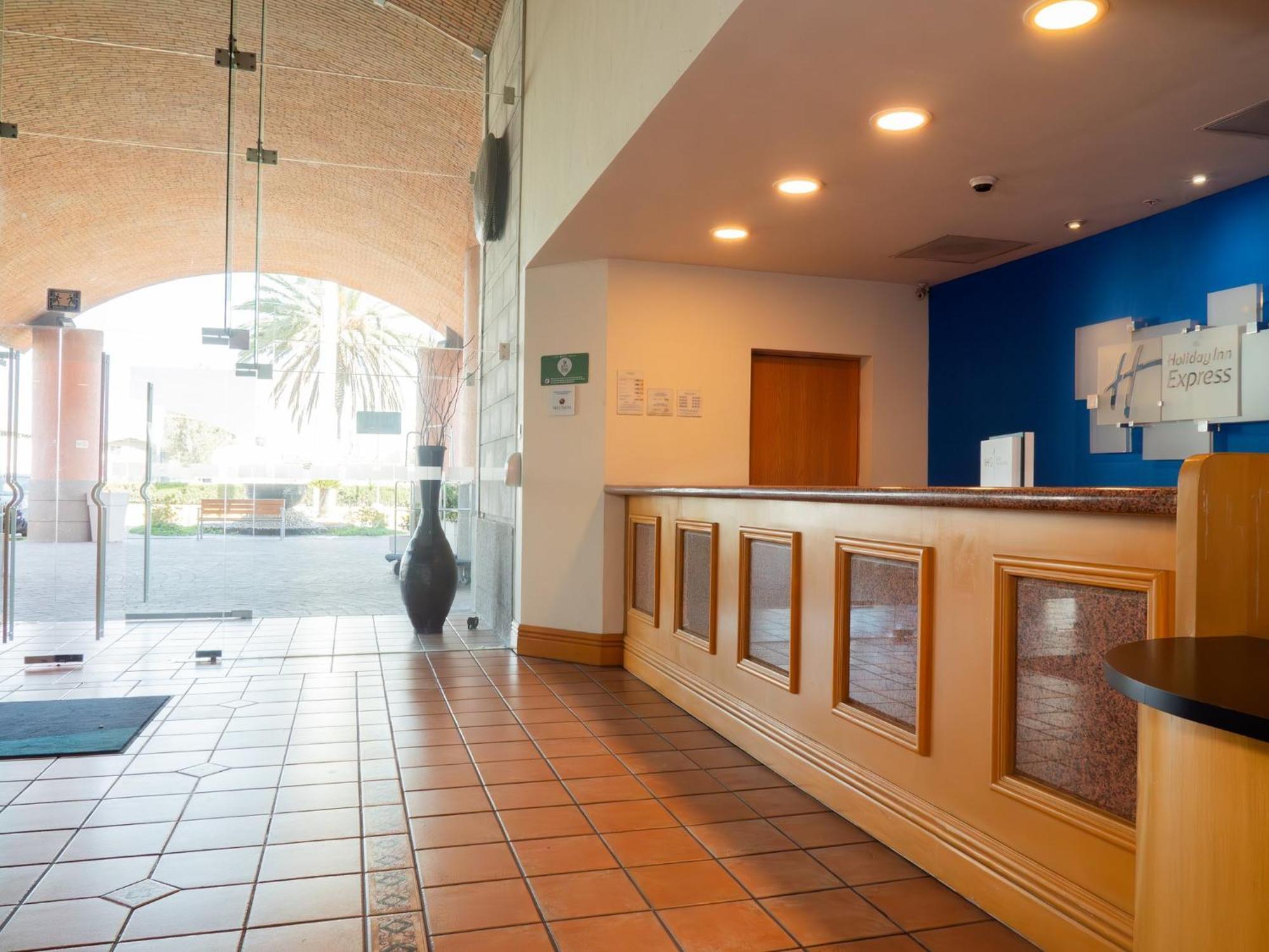 Holiday Inn Express Silao-Aeropuerto Bajio By Ihg Extérieur photo
